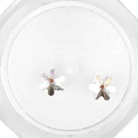 Virág crystal ice Ezüst műanyag virág.
Mérete: 5mm...