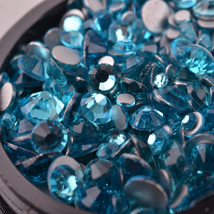 Strasszkő 27 aquamarine